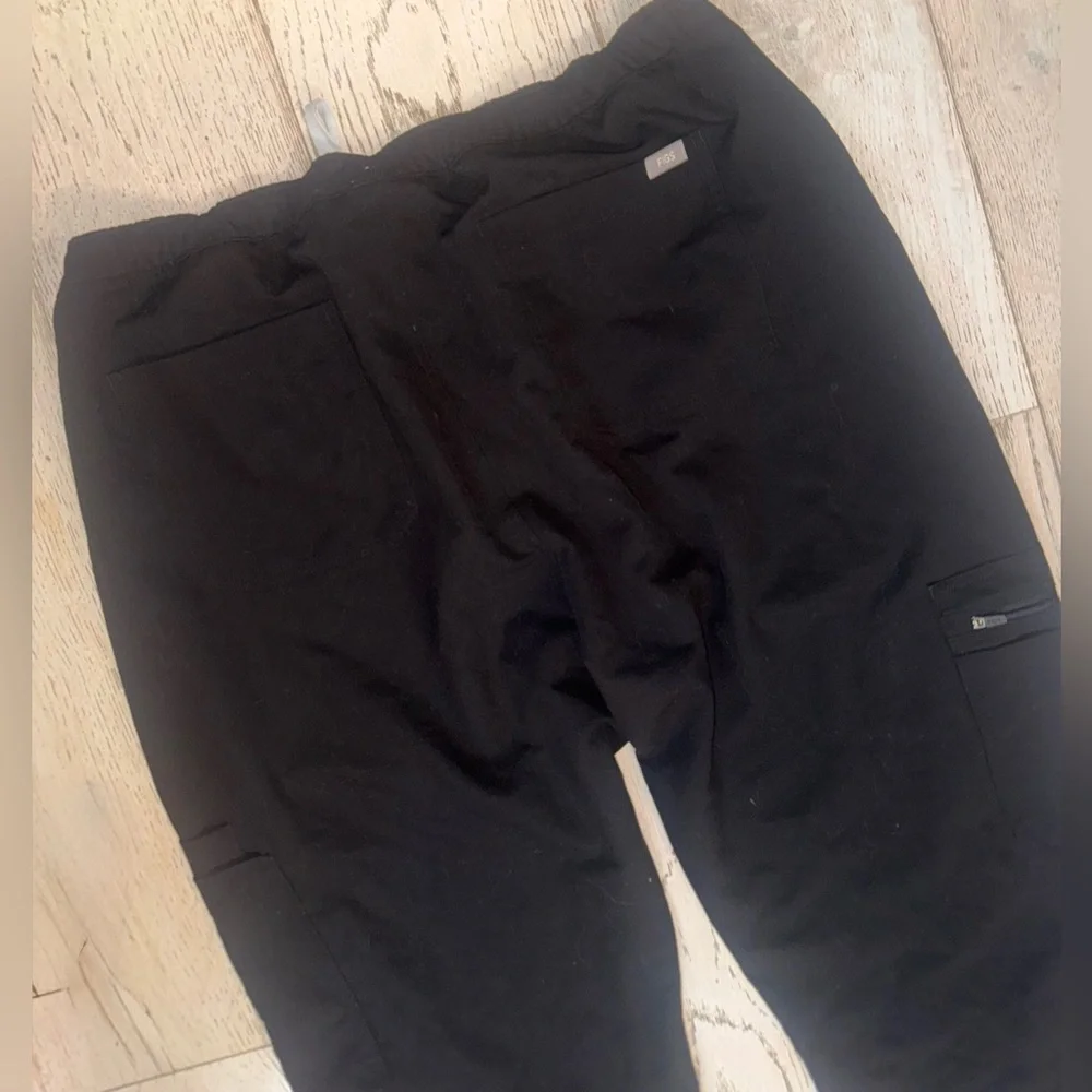 Like New Excellent Figs Mens Cairo Cargo Scrub Pants Black Size: XXL